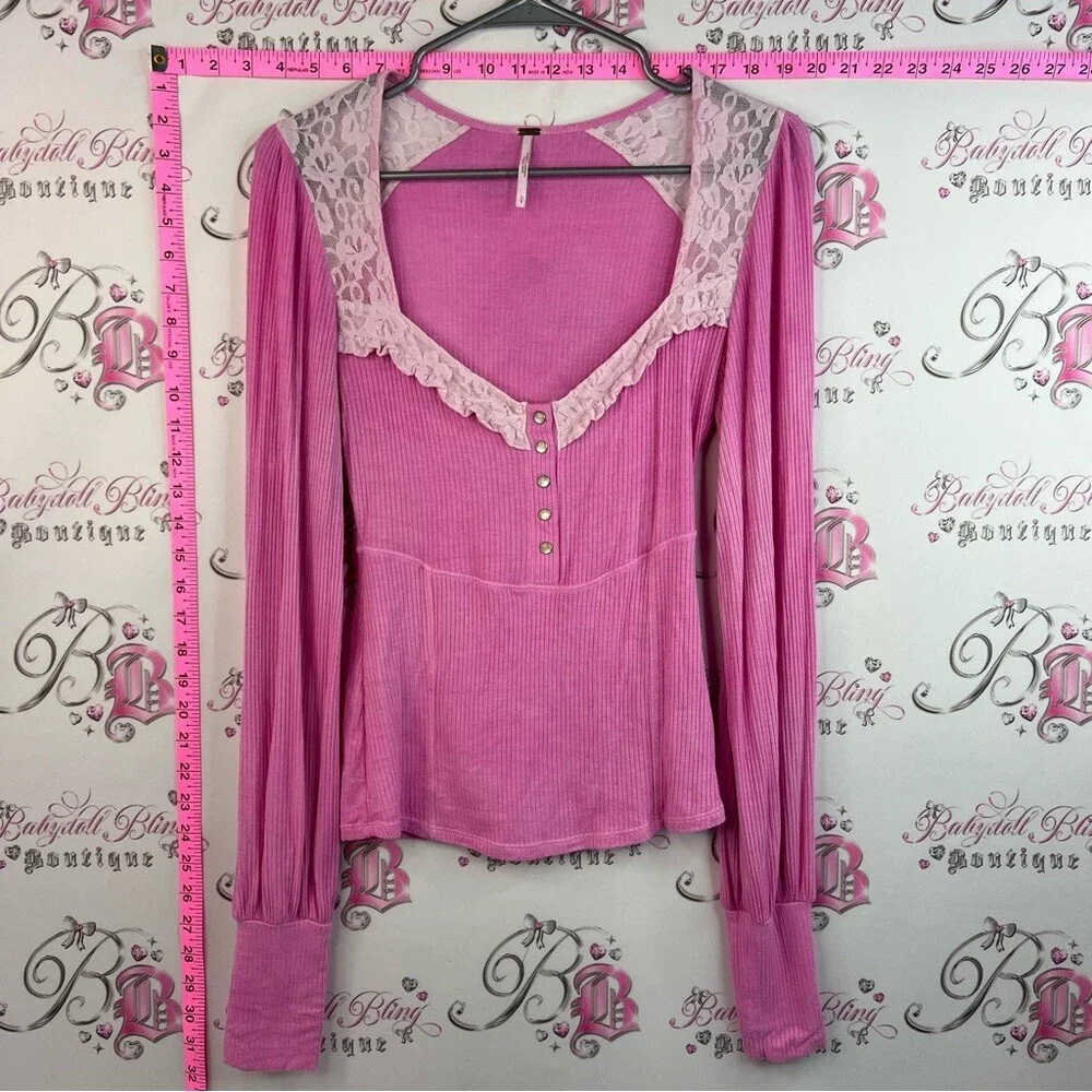 Free People Pink Lace-Trim Long Sleeve Ribbed Top  Button Accents puff sleeve